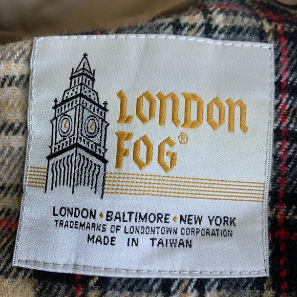 ✨HP✨ London Fog Tan Trench Coat Sz 14P EUC - Picture 5 of 8